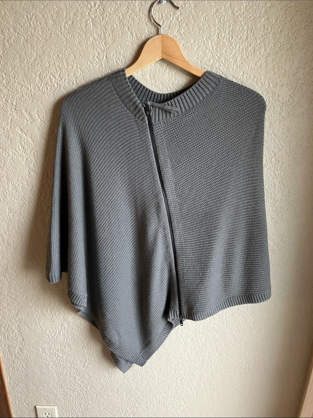 lululemon athletica Zip-Front Knit Poncho